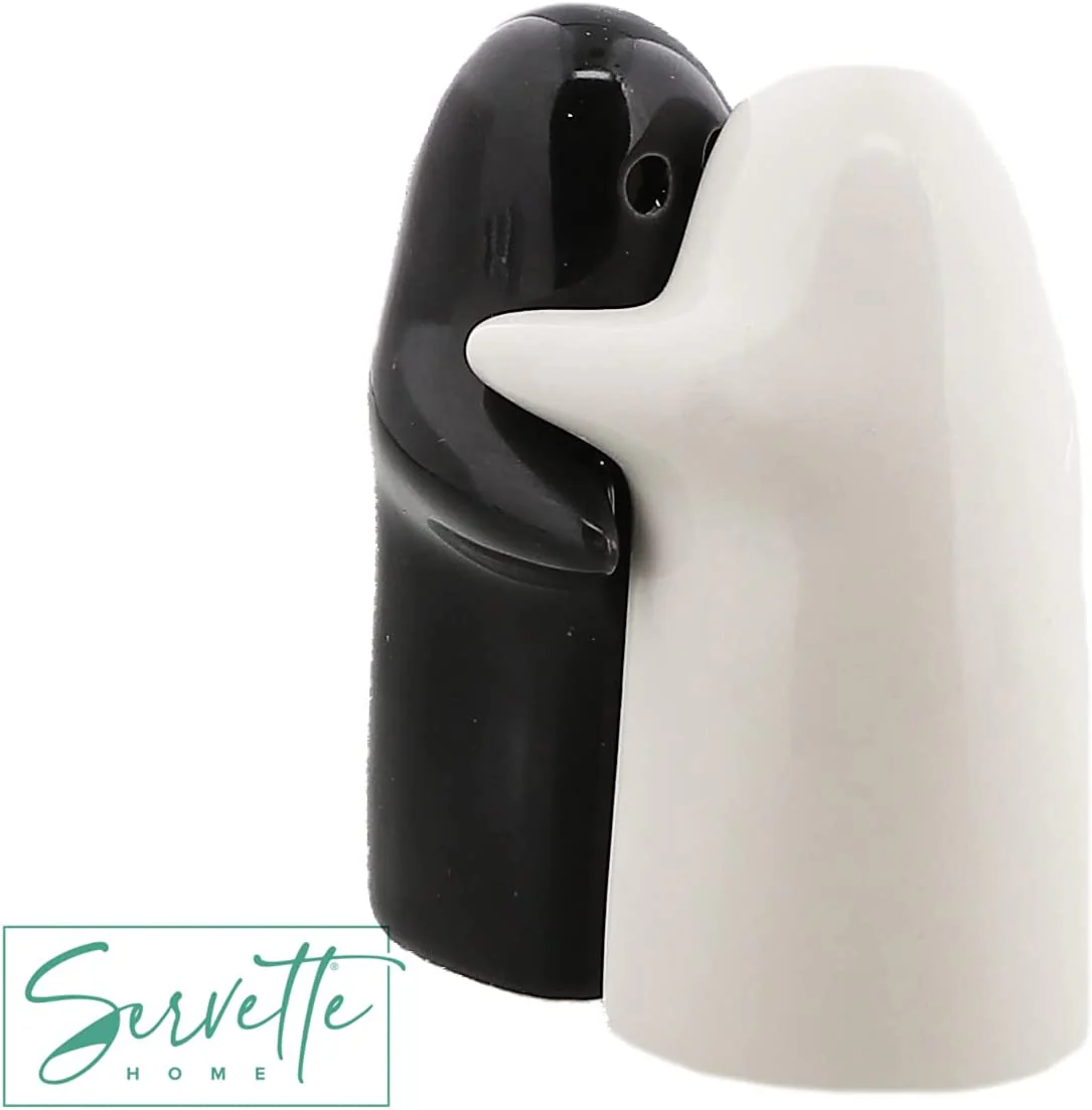 Hugging Ghosts Salt and Pepper Shakers - Image 6
